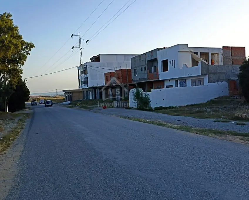 Terrain de 454 m² à coté villa verde à vendre 51355351