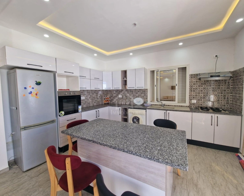 Une villa meublée avec piscine à vendre à hammamet 51355351