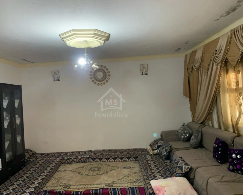 Belle maison s+2 avec jardin à hammamet sud à vendre 51355351