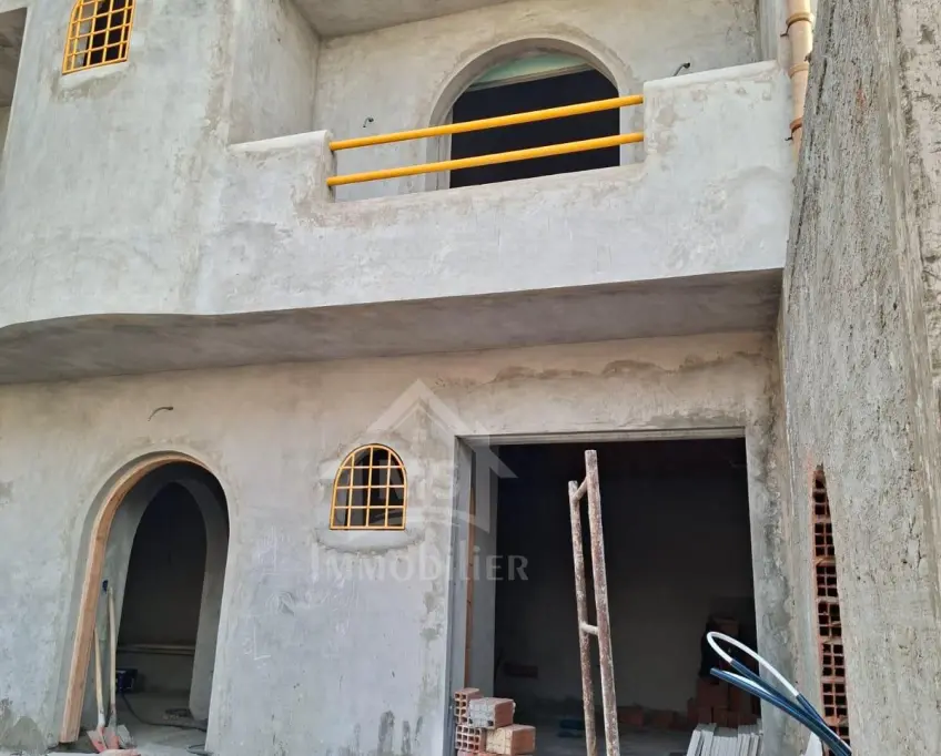 Duplex s+2 avec piscine encours de finition à vendre51355351