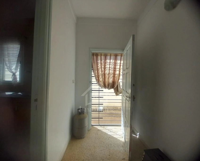 Maison s+2 avec un terrain à vendre à hammamet sud 51355351