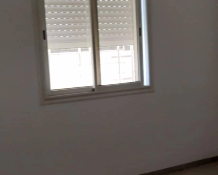 Maison indépendante première main près de la mer à vendre