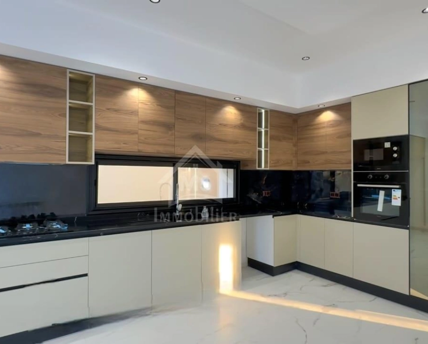 Villa toute neuve avec piscine et jardin à vendre 51355351