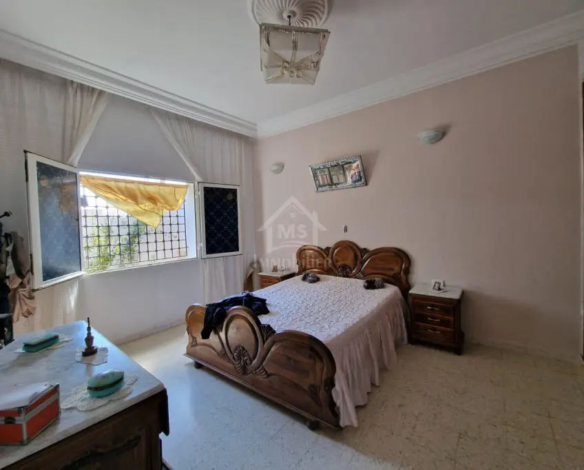 Maison s+2 avec jardin à vendre à hammamet sud 51355351