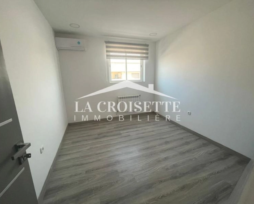 Bureau h+6 au lac1 zbl0570