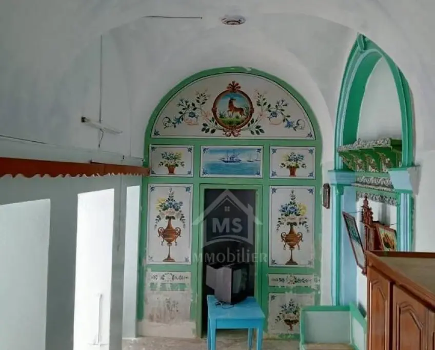 Une maison arabe avec garage à vendre à hammamet 51355351