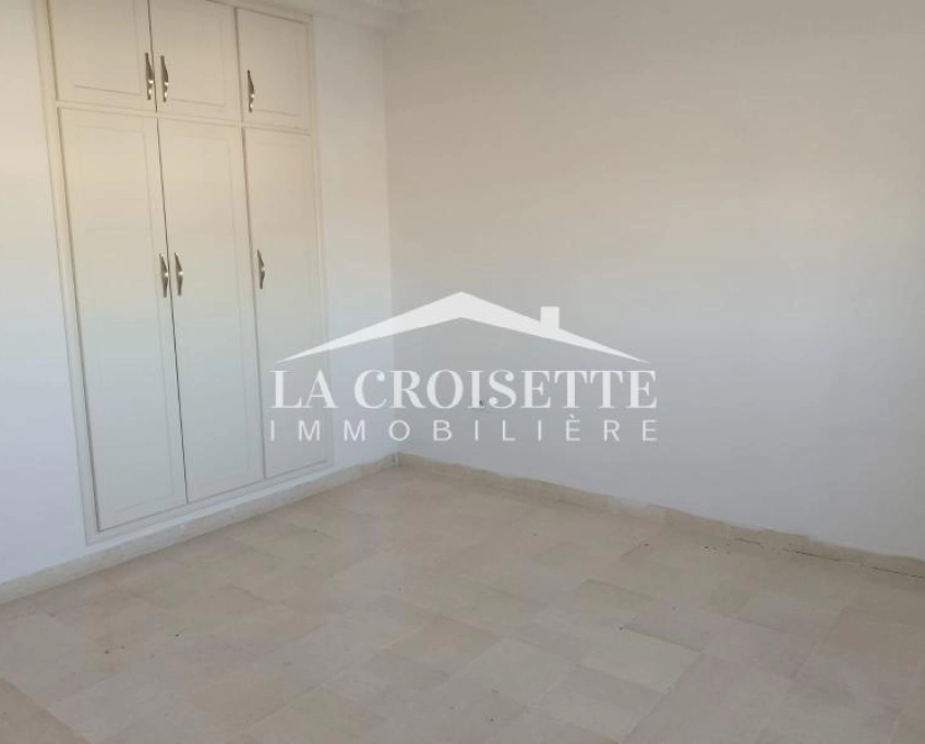 Appartement s4 à la soukra zal1865