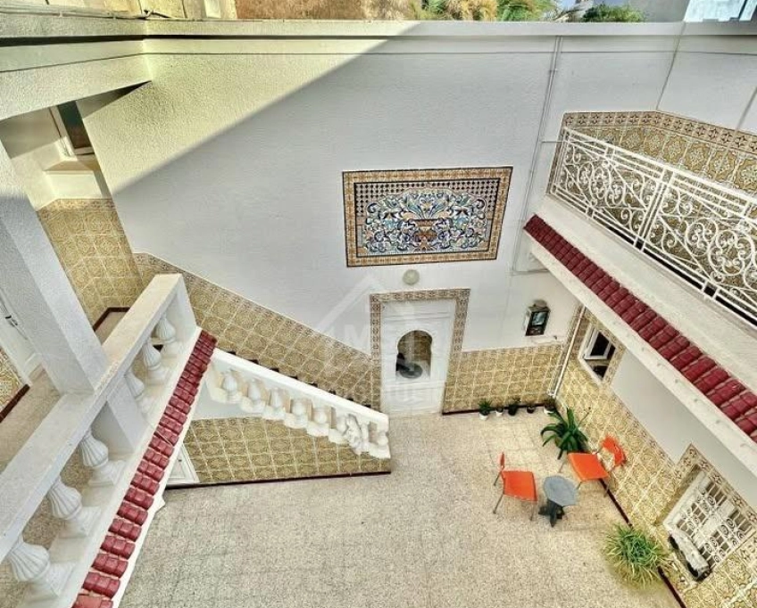 Maison arabesque s+4 à vendre à béni khiar 51355351