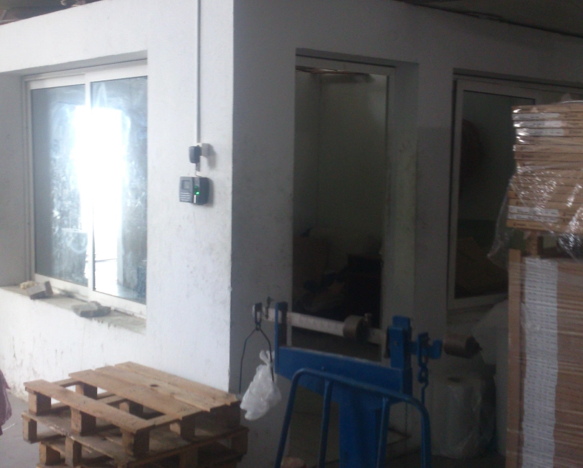 Societe met en vente un local industriel