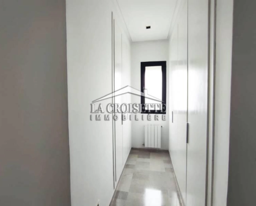 Appartement s3 avec chambre de service à la marsa mal1886