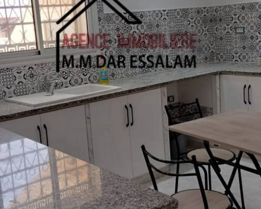 Deux maisons près de la plage à vendre