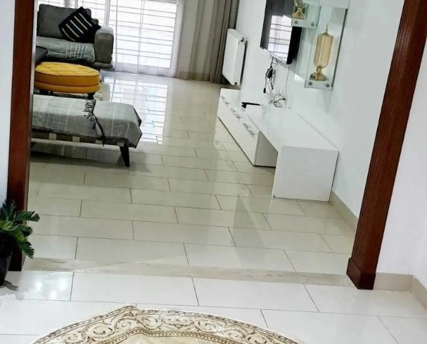 Particulier l apt s4 meublé neuf proche lac2 cité palmeraies l'aouina