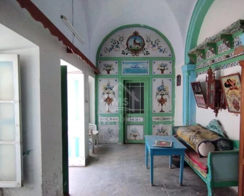 Maison arabe s+2 avec garage à vendre à hammamet 51355351