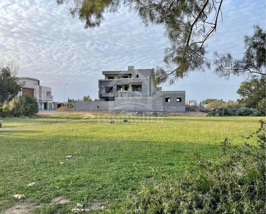 2 lots de terrain vue de mer à vendre à jinen béni khiar