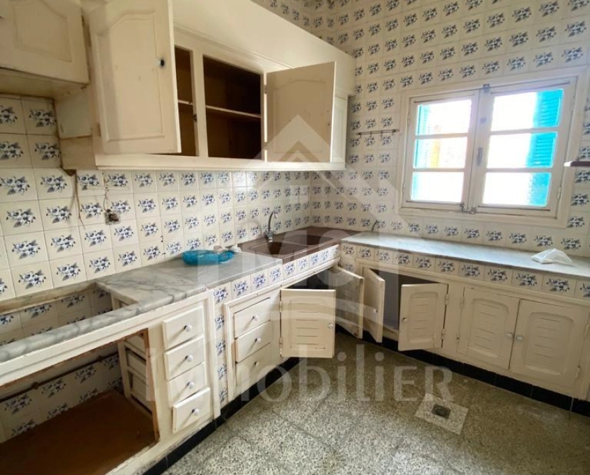 Maison arabesque s+3 avec patio et jardin à vendre 51355351