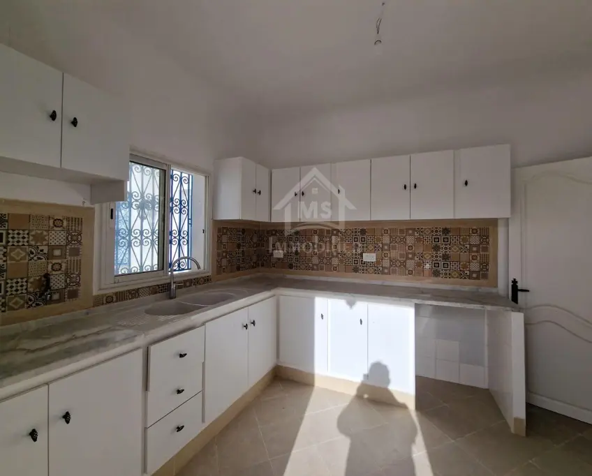 Une villa toute neuve avec piscine à hammamet nord à vendre 51355351