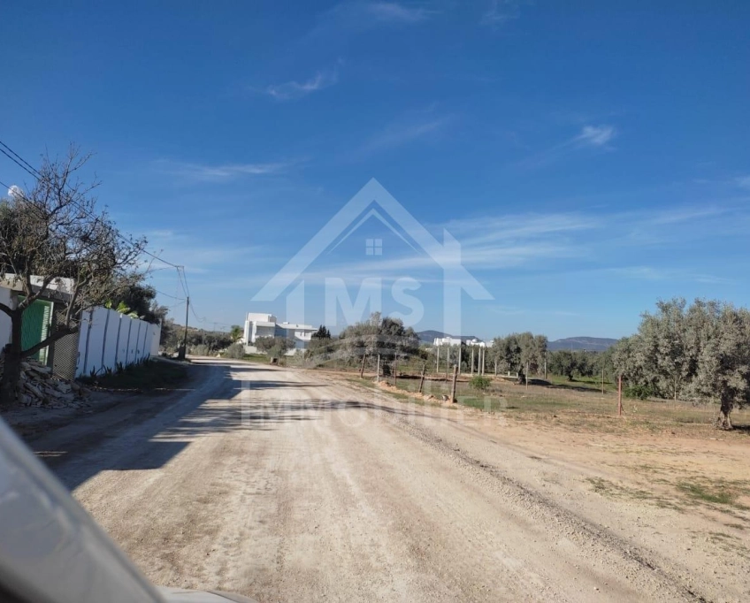 Terrain clôturé de 876 m² à hammamet sud à vendre 51355351