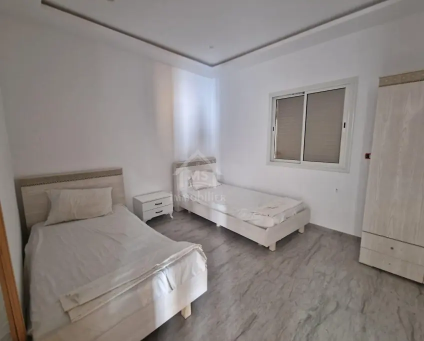 Une villa meublée avec piscine à vendre à hammamet 51355351