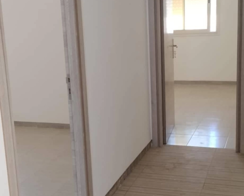 Maison indépendante première main près de la mer à vendre