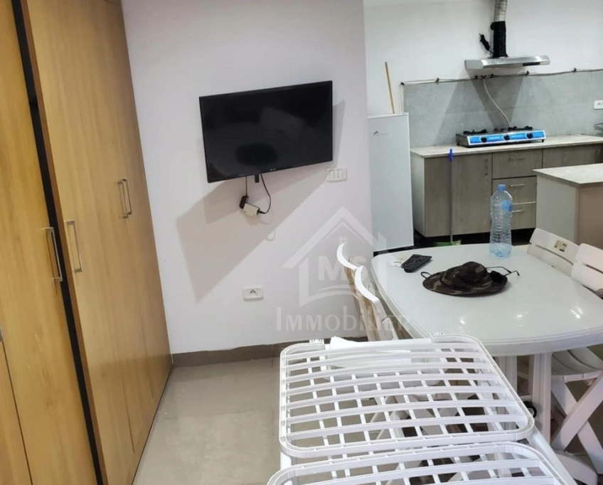 Coquet studio à vendre à 140 md à hammamet 51355351