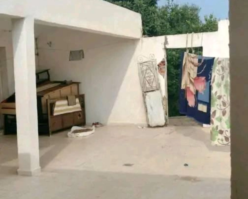 Maison arabe près de toutes commodités à vendre