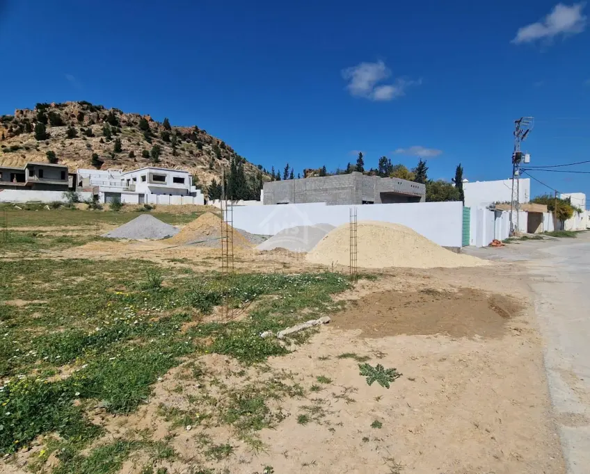 51355351للبيع أرض صبغة سكنية في الحمامات