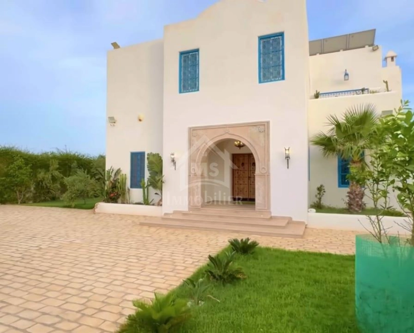 Ville de lux avec piscine à vendre à hammamet sud 51355351