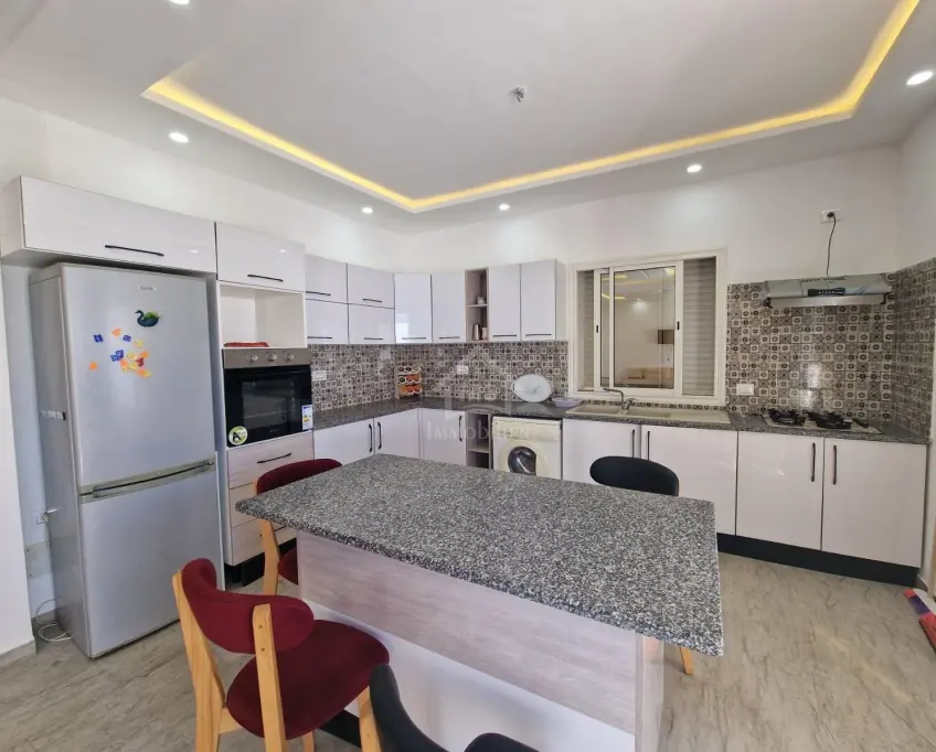 Une villa meublée avec piscine à vendre à hammamet 51355351