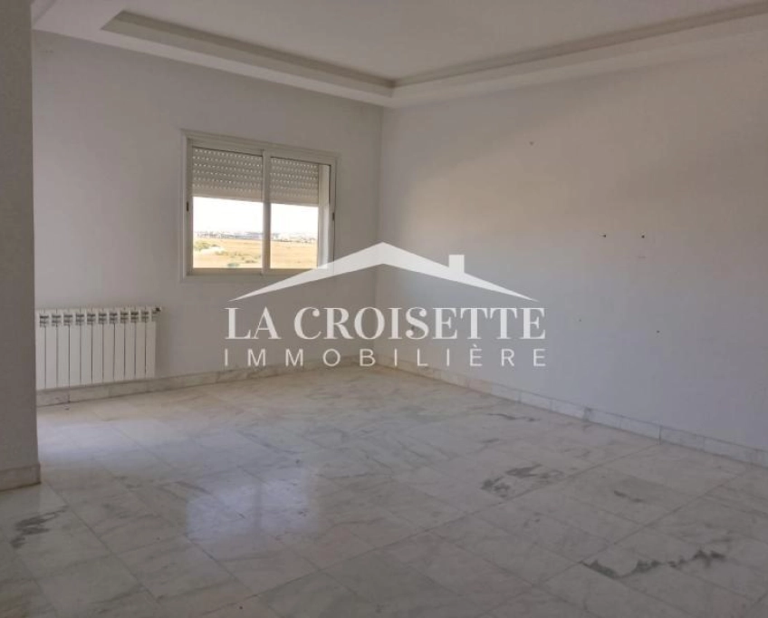 Appartement s4 à la soukra zal1865