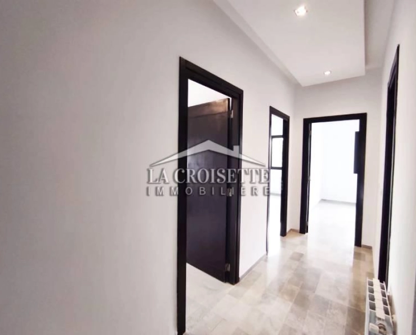 Appartement s3 avec chambre de service à la marsa mal1886