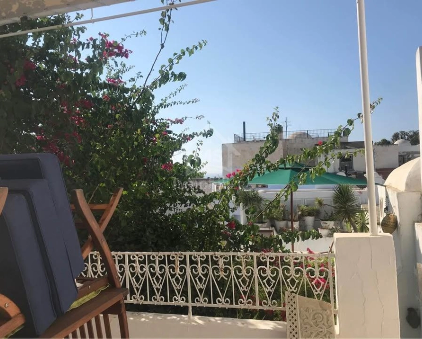 Maison arabesque s+2 meublée à vendre à hammamet centre 51355351