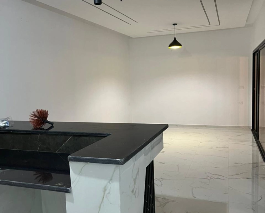 Villa avec piscine près de la mer