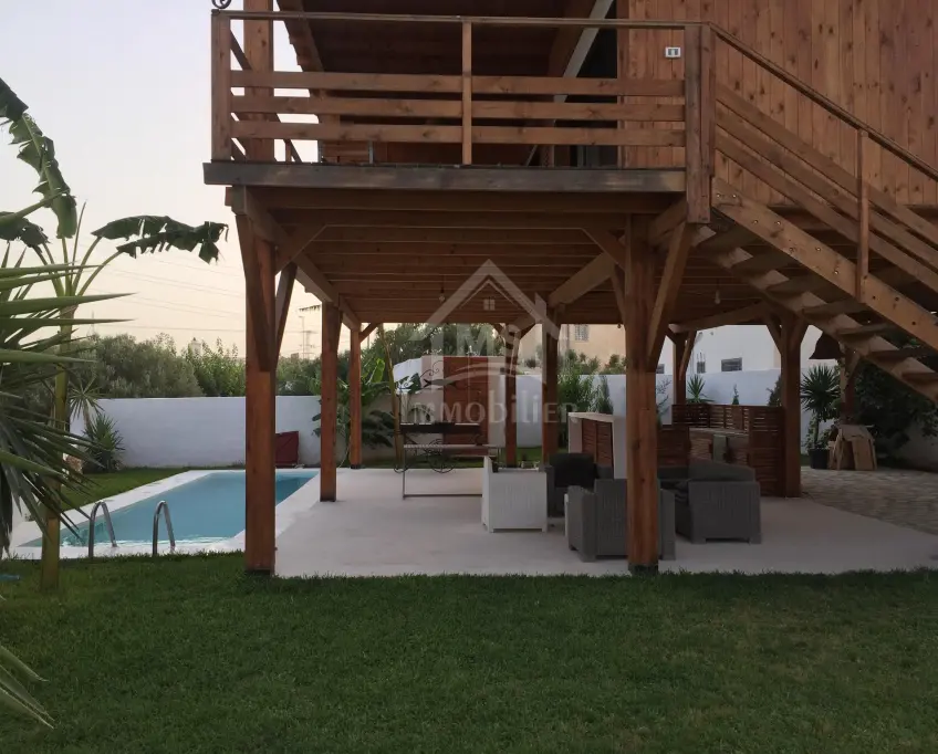 Villa s+4 avec piscine à hammamet à vendre 51355351