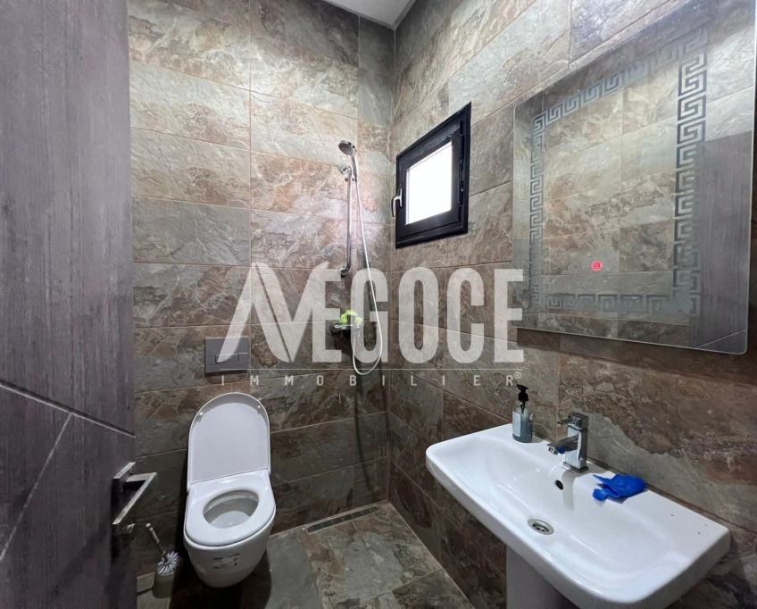 🏡 𝘼̀ 𝙫𝙚𝙣𝙙𝙧𝙚 – 𝘿𝙪𝙥𝙡𝙚𝙭 𝙎+𝟯 𝙖𝙫𝙚𝙘 𝙥𝙞𝙨𝙘𝙞𝙣𝙚 𝙖̀ 𝙃𝙖𝙢𝙢𝙖𝙢𝙚𝙩 𝙉𝙤𝙧𝙙