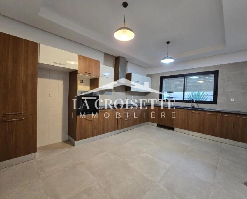 Appartement s3 avec jardin à la marsa mal2088