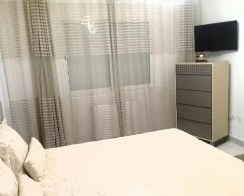 Particulier l apt s4 meublé neuf proche lac2 cité palmeraies l'aouina