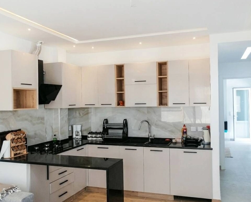 Studio s+1 moderne avec terrasse – port & club nautique (kélibia)