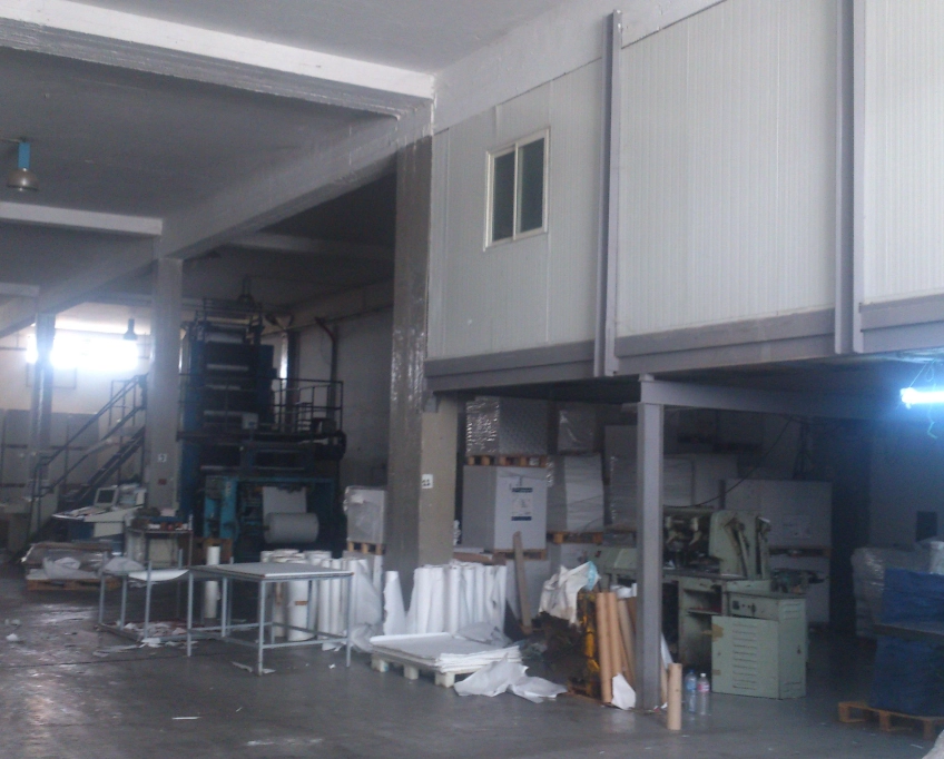 Societe met en vente un local industriel