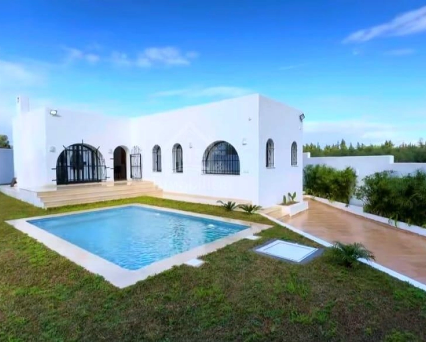 Une villa toute neuve avec piscine à vendre à hammamet sud 51355351