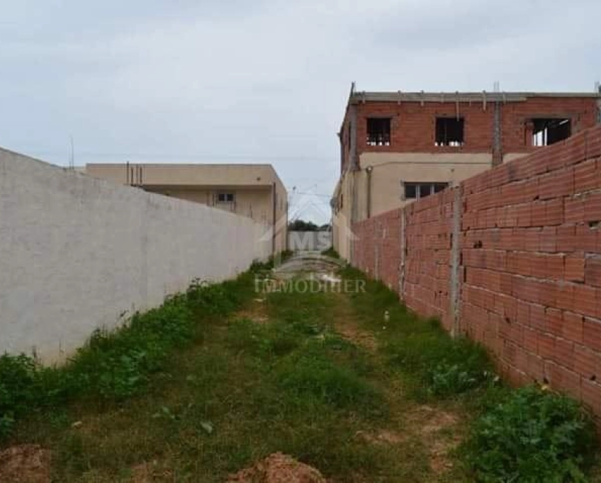 Terrain de 716 m² à vendre à hammamet sud 51355351