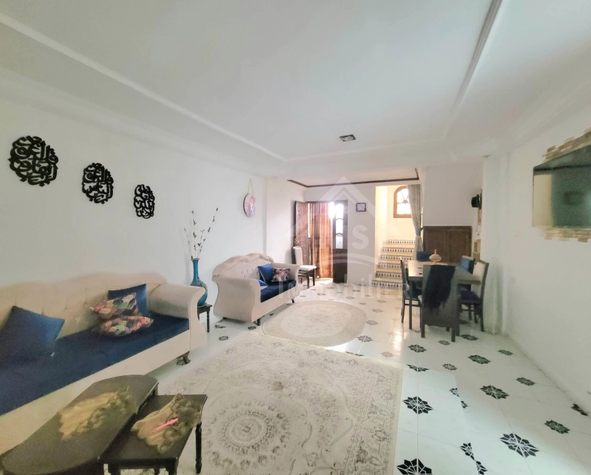 Maison s+3 avec titre bleu à vendre à korba 51355351