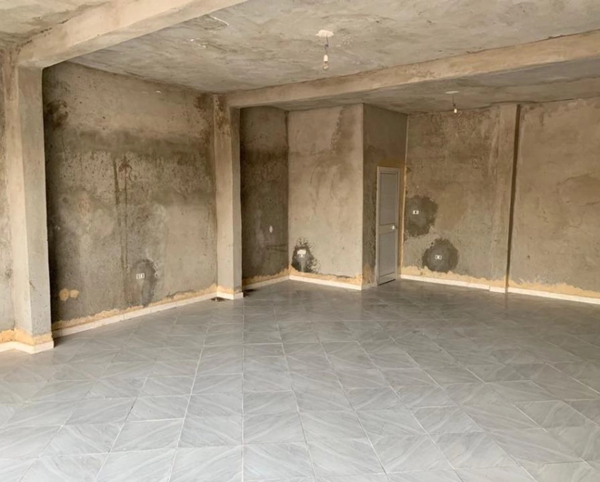 Deux dépôts à louer