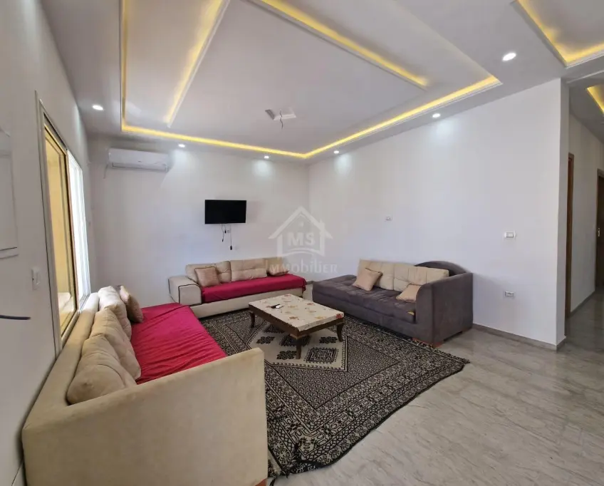 Une villa meublée avec piscine à vendre à hammamet 51355351