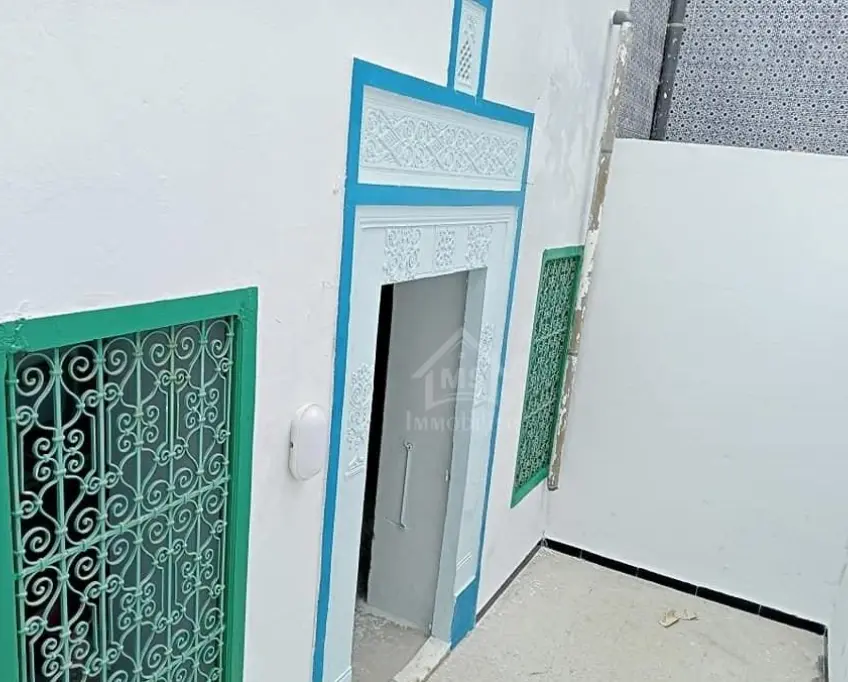 Une maison arabe avec garage à vendre à hammamet 51355351
