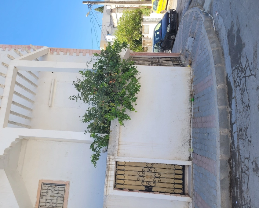 Studio pour 2 etudiants arrondissement ezzouhour ii tunis (prix equitable)