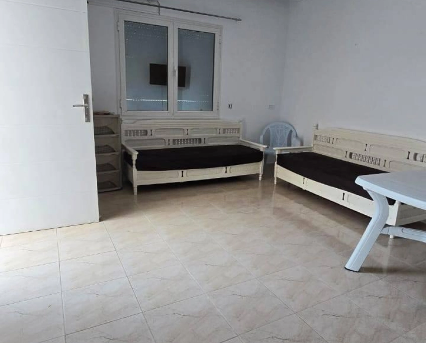 Maison indépendante près de la mer à vendre