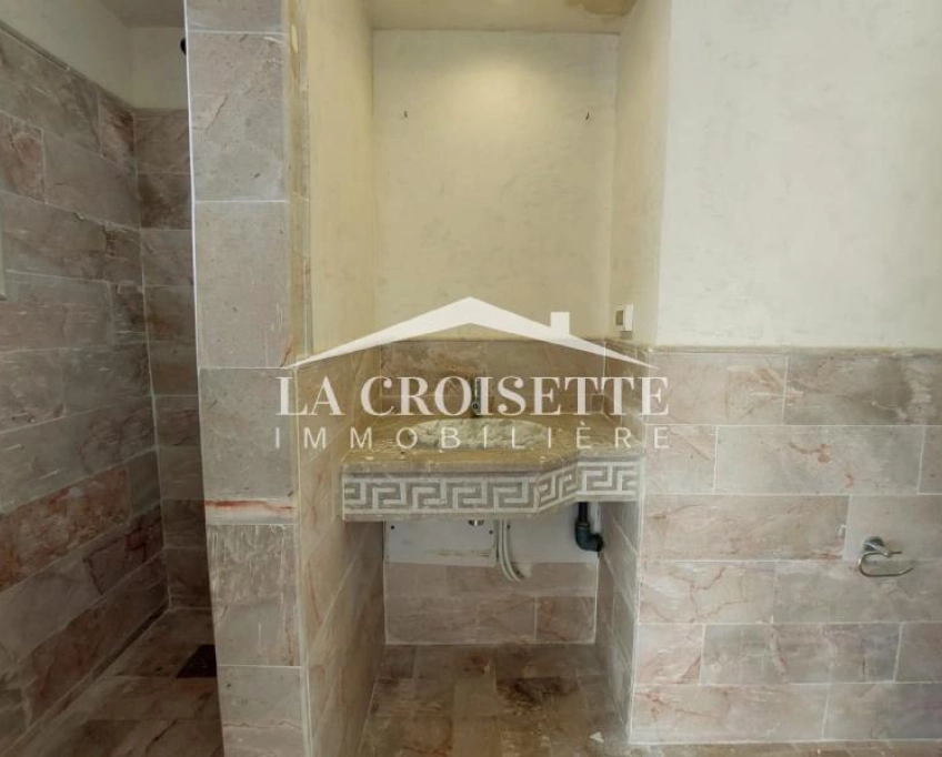 Triplex s4 vue sur mer à la marsa ztrl0108