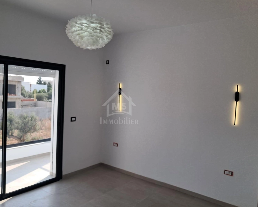 Villa toute neuve avec piscine à hammamet sud à vendre 51355351