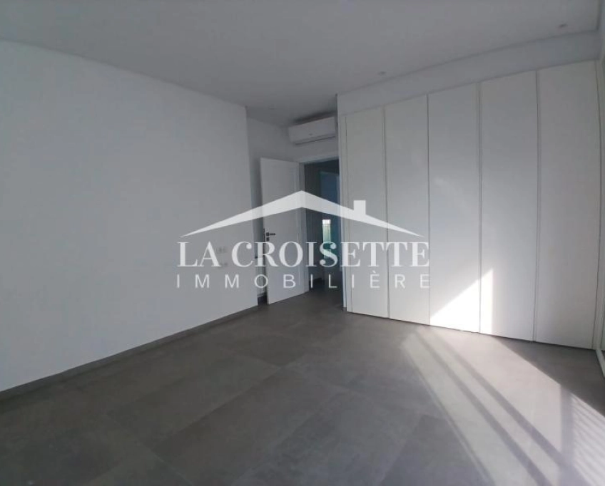 Villa s3 avec piscine à gammarth mvl0015