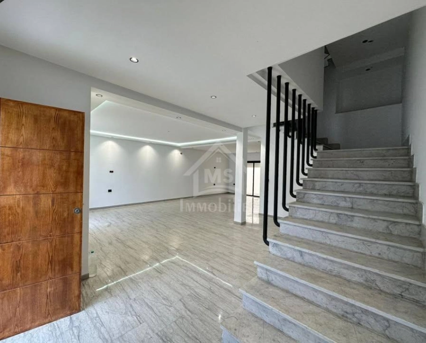 Villa s+3 toute neuve à manaret hammamet à vendre 51355351